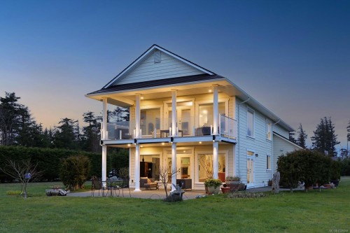 1167 Tara Rd, Comox, BC 
