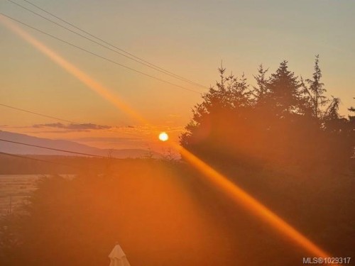 1167 Tara Rd, Comox, BC 