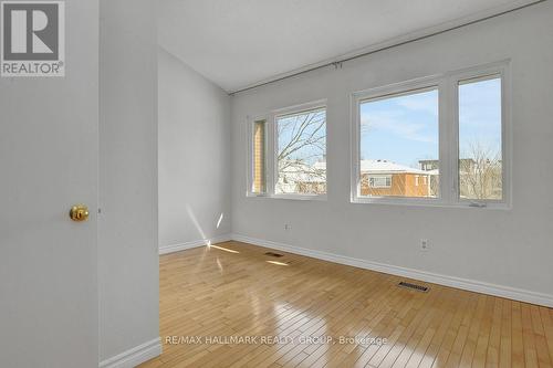 261 Bruyere Street, Ottawa, ON - Indoor Photo Showing Other Room