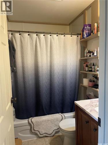 39 Greenwood Crescent, Regina, SK - Indoor Photo Showing Bathroom