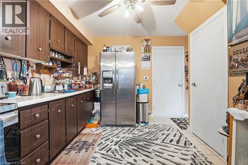 92 St. Andrews Drive, Hamilton, ON - Indoor Photo Showing Kitchen