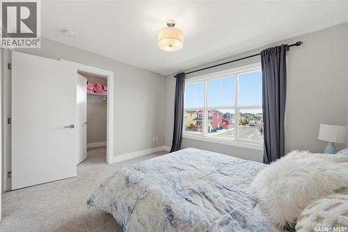 668 Meadows Boulevard, Saskatoon, SK 