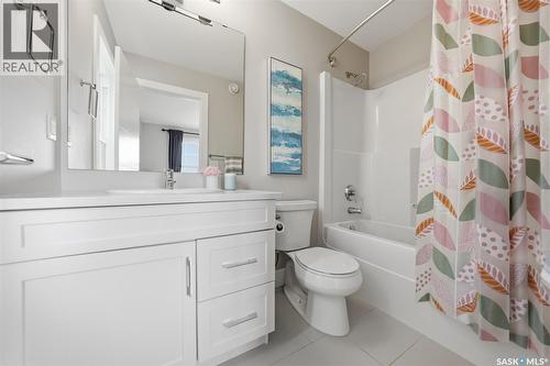 668 Meadows Boulevard, Saskatoon, SK 