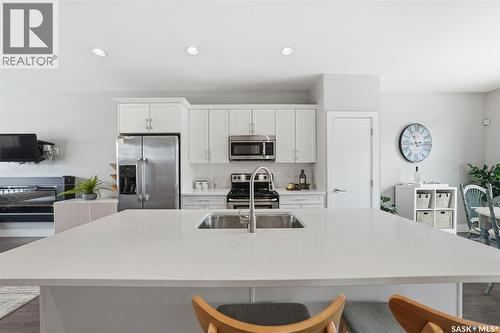 668 Meadows Boulevard, Saskatoon, SK 