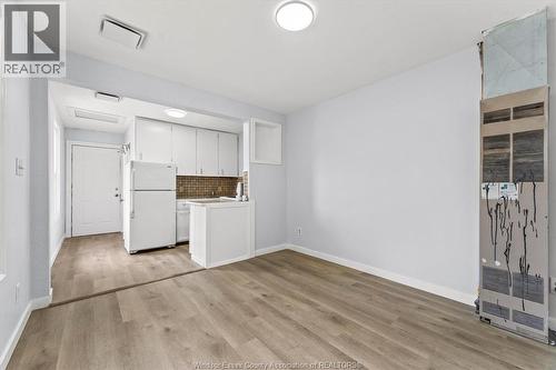 1107 Pierre, Windsor, ON - Indoor Photo Showing Kitchen