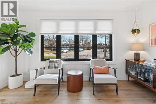 11 Sandlyn Court, Hamilton, ON - Indoor