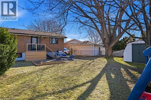 11 Sandlyn Court, Hamilton, ON - Outdoor