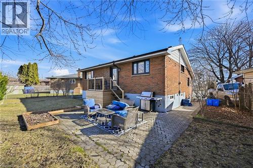 11 Sandlyn Court, Hamilton, ON - Outdoor