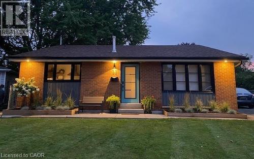 11 Sandlyn Court, Hamilton, ON - Outdoor