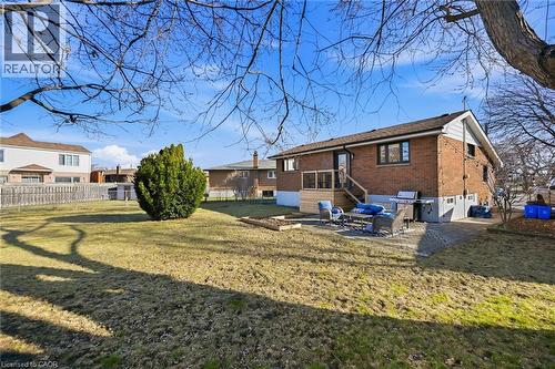 11 Sandlyn Court, Hamilton, ON - Outdoor