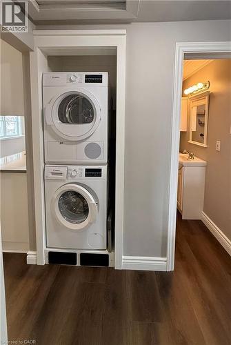 Laundry area - 162 Ninth Avenue, Kitchener, ON - Indoor Photo Showing Laundry Room