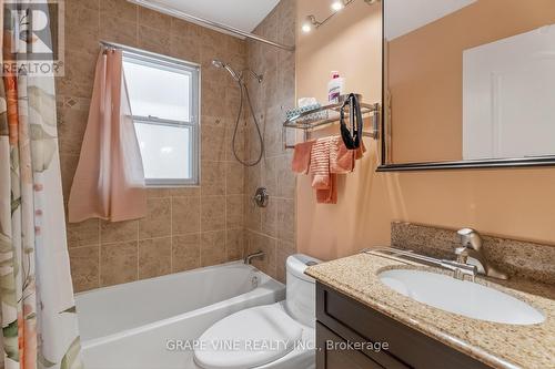 102 Donald Street, Ottawa, ON - Indoor Photo Showing Bathroom