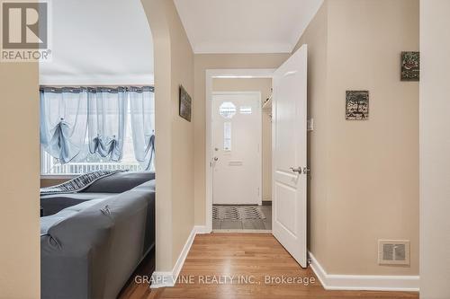 102 Donald Street, Ottawa, ON - Indoor Photo Showing Other Room