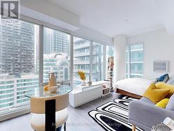 2311 - 115 BLUE JAYS WAY Toronto, ON M5V 0N4