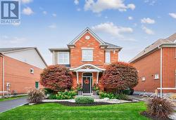 519 RIVER GLEN BOULEVARD  Oakville, ON L6H 6N4