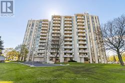 302 - 5070 PINEDALE AVENUE  Burlington, ON L7L 5V6