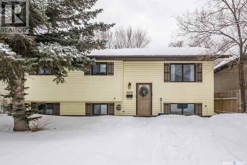 1649 Muir DRIVE  Prince Albert, SK S6V 7T9