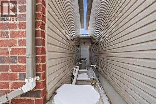 324 Maverick Street, Waterloo, ON - 