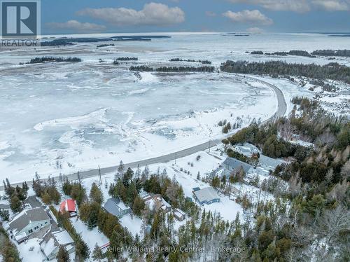 77 SHORELINE AVENUE  South Bruce Peninsula, ON N0H 2T0