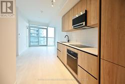 3004 - 117 BROADWAY AVENUE  Toronto, ON M4P 1V3