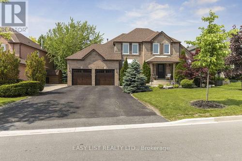 31 BLOOMFIELD TRAIL  Richmond Hill, ON L4E 2J8