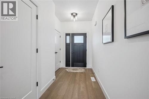 58 Walker Road, Ingersoll, ON - Indoor Photo Showing Other Room