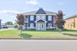 1071  - 1077 Rue Reine-Lafortune  Saint-Félix-De-Valois, QC J0K 2M0