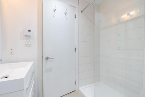 Salle de bains - 1903-405 Rue De La Concorde, Montréal (Ville-Marie), QC - Indoor Photo Showing Bathroom