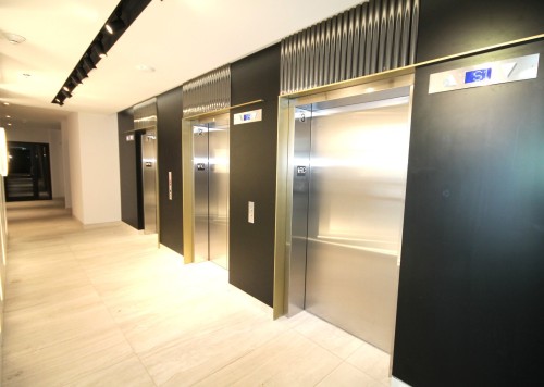 Elevator - 601-505 Rue De L'Escale, Brossard, QC - Indoor Photo Showing Other Room