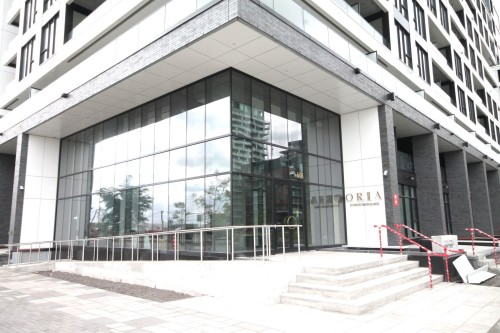 Front of Structure - 601-505 Rue De L'Escale, Brossard, QC - Outdoor