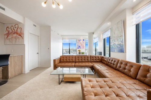 Salon - 206-399 Rue De La Rotonde, Montréal (Verdun/Île-Des-Soeurs), QC - Indoor Photo Showing Living Room