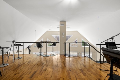 Mezzanine - 34 Rue Desaulniers, Shefford, QC - Indoor Photo Showing Other Room