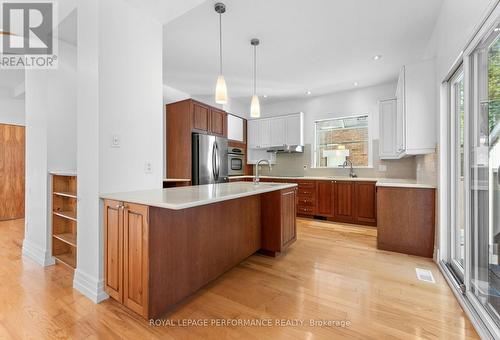 45 Old Sunset Boulevard, Ottawa, ON - Indoor Photo Showing Kitchen With Upgraded Kitchen