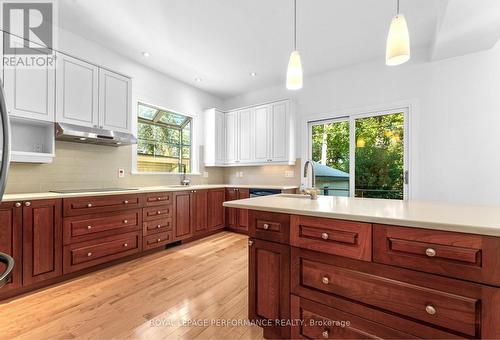 45 Old Sunset Boulevard, Ottawa, ON - Indoor Photo Showing Kitchen