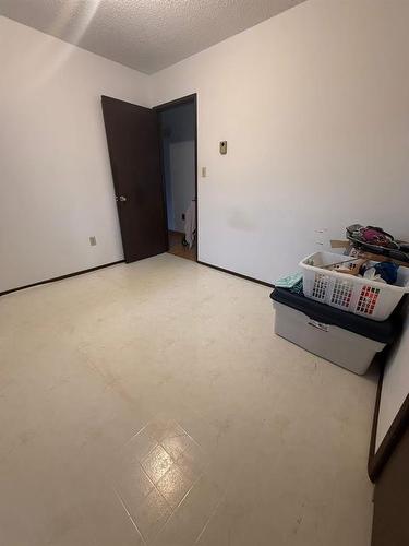 169 3Rd Avenue E, Benito, MB - Indoor Photo Showing Other Room