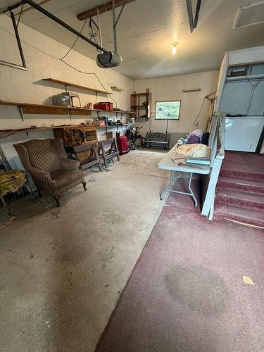 169 3Rd Avenue E, Benito, MB - Indoor Photo Showing Garage