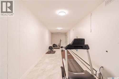 329 65 Westfield Drive, Regina, SK - Indoor Photo Showing Gym Room