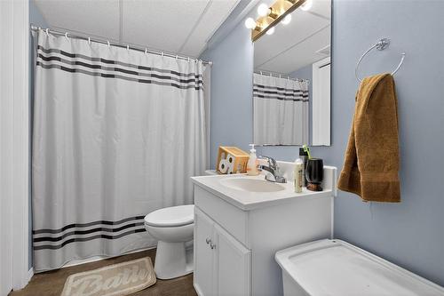 33031 27E Road E, Kleefeld, MB - Indoor Photo Showing Bathroom