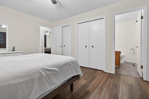 33031 27E Road E, Kleefeld, MB - Indoor Photo Showing Bedroom