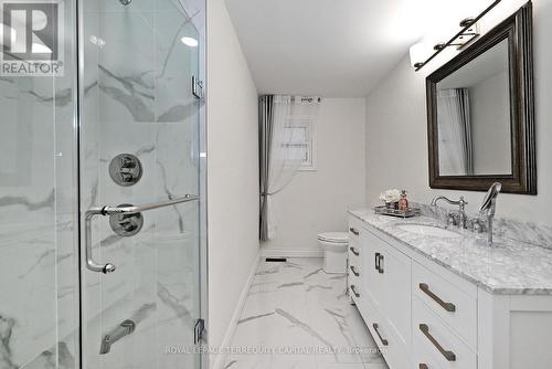 69 Wade Gate, Vaughan, ON - Indoor Photo Showing Bathroom