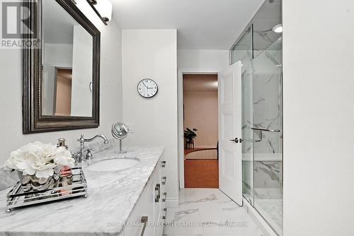 69 Wade Gate, Vaughan, ON - Indoor Photo Showing Bathroom