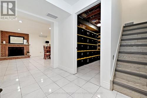 69 Wade Gate, Vaughan, ON - Indoor Photo Showing Other Room
