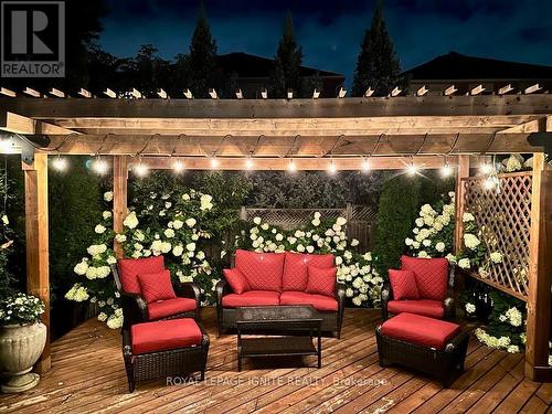 5637 Evelyn Lane, Burlington, ON - Outdoor With Deck Patio Veranda