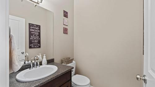 56-2860 Valleyview Drive, Kamloops, BC - Indoor Photo Showing Bathroom