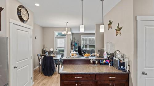 56-2860 Valleyview Drive, Kamloops, BC - Indoor