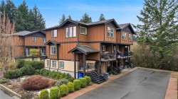 101-982 Rattanwood Pl Langford, BC V9C 0C7