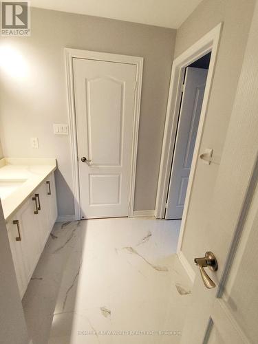 53 Larkmead Crescent, Markham, ON - Indoor Photo Showing Bathroom