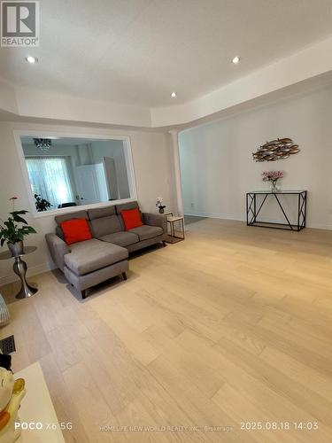 53 Larkmead Crescent, Markham, ON - Indoor