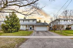 100 WARREN ROAD  Kitchener, ON N2M 4T4
