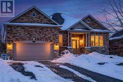 13 SOUTH HARBOUR DRIVE  Kawartha Lakes (Bobcaygeon), ON K0M 1A0